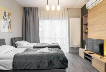 Comfy Apartments - Park Technologiczny allows 18 year olds to book a room