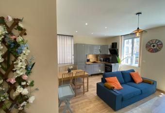 r  sidence ST Roch luxe Fauriel proximit   centre has Balcony rooms