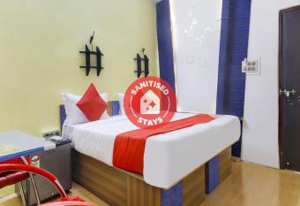 Flagship Relax Grand Near Snow World allows 18 year olds to book a room