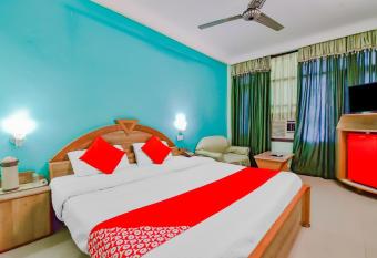 OYO 76836 Hotel Meridian allows 18 year olds to book a room