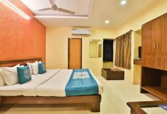 Collection O Hotel Shree Pashupati Regency allows 18 year olds to book a room