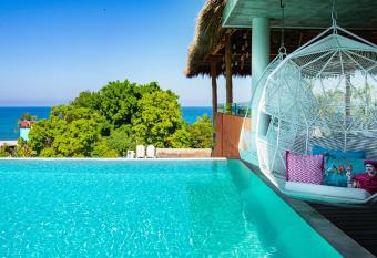 Sayulinda Hotel has Balcony rooms