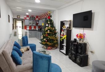 apartamento mirador el paraiso 201 allows 18 year olds to book a room