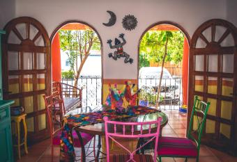 Casa Oaxaque  a has Balcony rooms