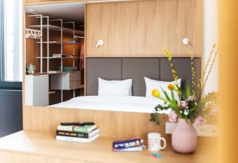 Hotel Kitchen59 allows 18 year olds to book a room