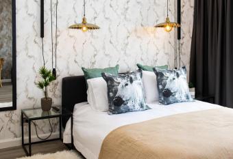 Menlyn Marble Print Apartment allows 18 year olds to book a room