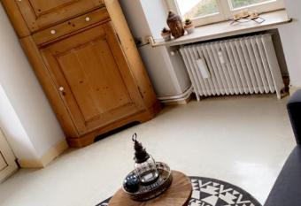 Studio Terrasse Spa allows 18 year olds to book a room