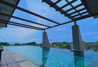 Kayangan Boutique Hotel has Balcony rooms