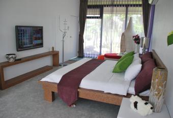 Lotus Hostel Beicheng Zhuang has Balcony rooms