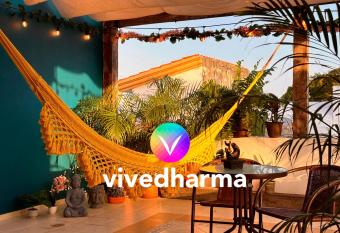 Beautiful & Cozy Near Beach Apartment Pool & Kingsize Bed has Balcony rooms