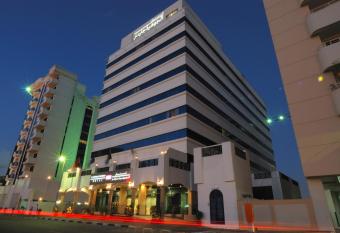 Al Jawhara Gardens Hotel has Smoking rooms