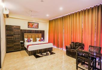 FabHotel The Kiara allows 18 year olds to book a room