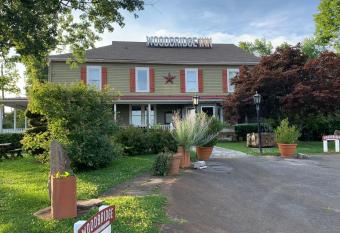 Woodbridge Inn & Tavern allows 18 year olds to book a room