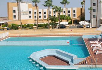 Al Corniche allows 18 year olds to book a room