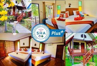 Lanta Andaleaf Bungalow - SHA Extra Plus has Balcony rooms