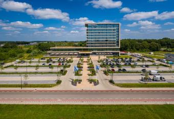 Van der Valk Hotel Deventer has Balcony rooms