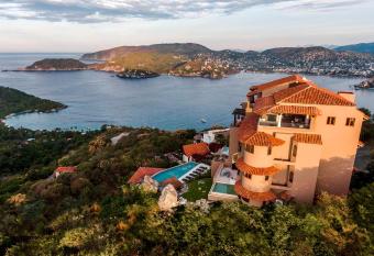 Villas del Vigia has Balcony rooms