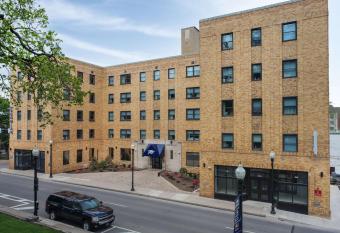 Scholar State College, Tapestry Collection by Hilton has Balcony rooms