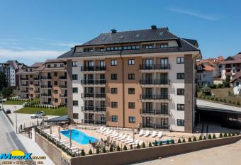 Monix Palace Zlatibor has Balcony rooms