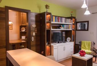 Apartamento Bav  ria 4 pessoas Centro de Nova Petr  polis allows 18 year olds to book a room