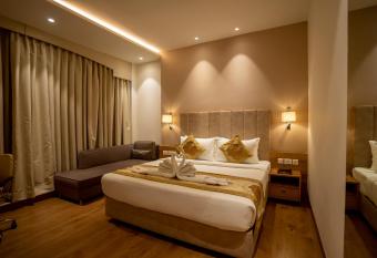 Celebrant Hotel allows 18 year olds to book a room