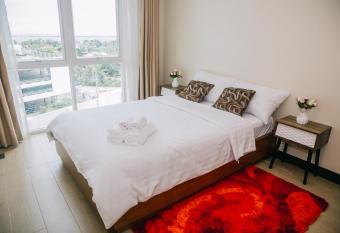 EGO s CONDO-Mactan NewTown Cebu-1BR has Balcony rooms