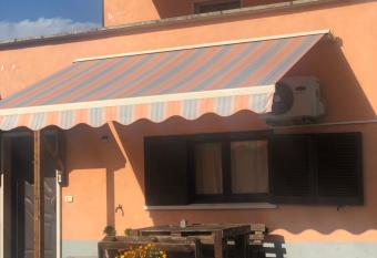 ALLOGGIO TAMBURRO has Balcony rooms