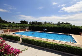 Camping La Rueda has Balcony rooms