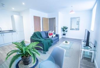 Luxury Apartments Available Next to Train Station - The Wallgate Apartments Wigan - Free Parking allows 18 year olds to book a room