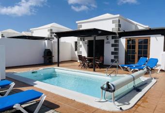 Casa Morgana has Balcony rooms