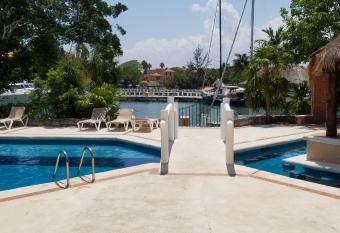 Colibri Paradise Puerto Aventuras has Balcony rooms