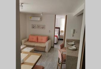 Apartamento Vacacional Puerto Azul Club House, Ricaurte Girardot allows 18 year olds to book a room