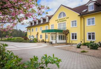 Ferien Hotel Fl  ming allows 18 year olds to book a room