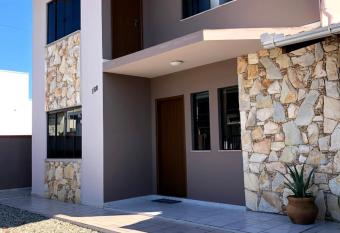 Casa no Beto Carrero has Balcony rooms