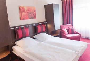 Hotel Restaurant Ramster has Balcony rooms