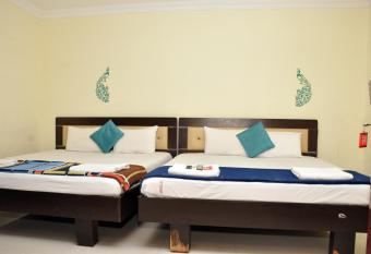 Kaala Bairav Grand Annex Temple Stay, Madurai allows 18 year olds to book a room