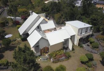 La Villa Soalic allows 18 year olds to book a room