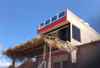 Pousada O Mineiro - frente a praia allows 18 year olds to book a room