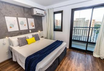 360 Moema has Balcony rooms