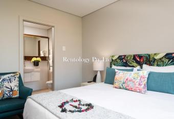 Elegant 1 Bed Zimbali Suites Sea View has Balcony rooms