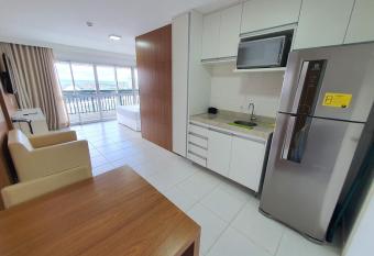 Vision Executive Express - Vista da Esplanada allows 18 year olds to book a room