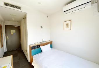 Smile Hotel Kitaasaka has Smoking rooms