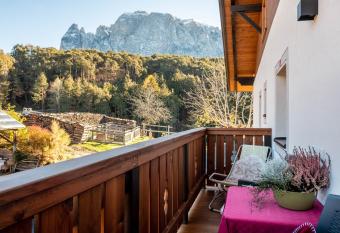 Studio Santnerblick Gfliererhof has Balcony rooms