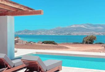 Voras Villa Panagia Beach has Balcony rooms