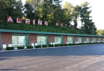 Alpine Motel has Smoking rooms