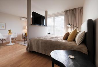 SAXX Apartments Leipzig has Balcony rooms