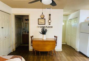 Chic Cozy Country Cot allows 18 year olds to book a room