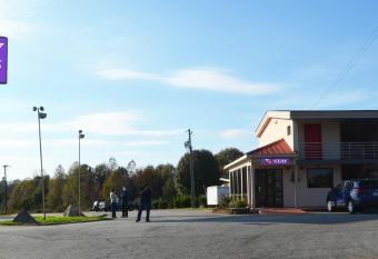 Bravo Inn Greensboro allows 18 year olds to book a room