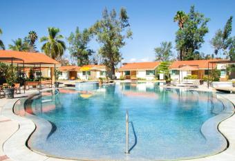 Collection O Luna Aqua Villas allows 18 year olds to book a room