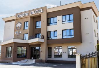 NEW Garni Hotel FILIA has Balcony rooms
